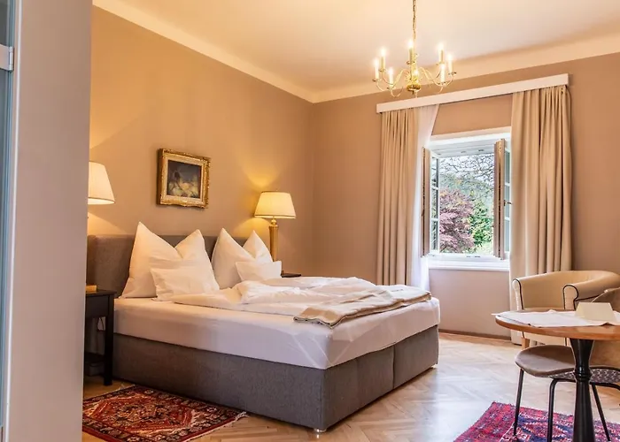 Brunnwirt Kassl מלון 3*